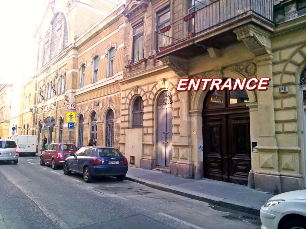 Central Budapest Vadász Street Buitenkant foto
